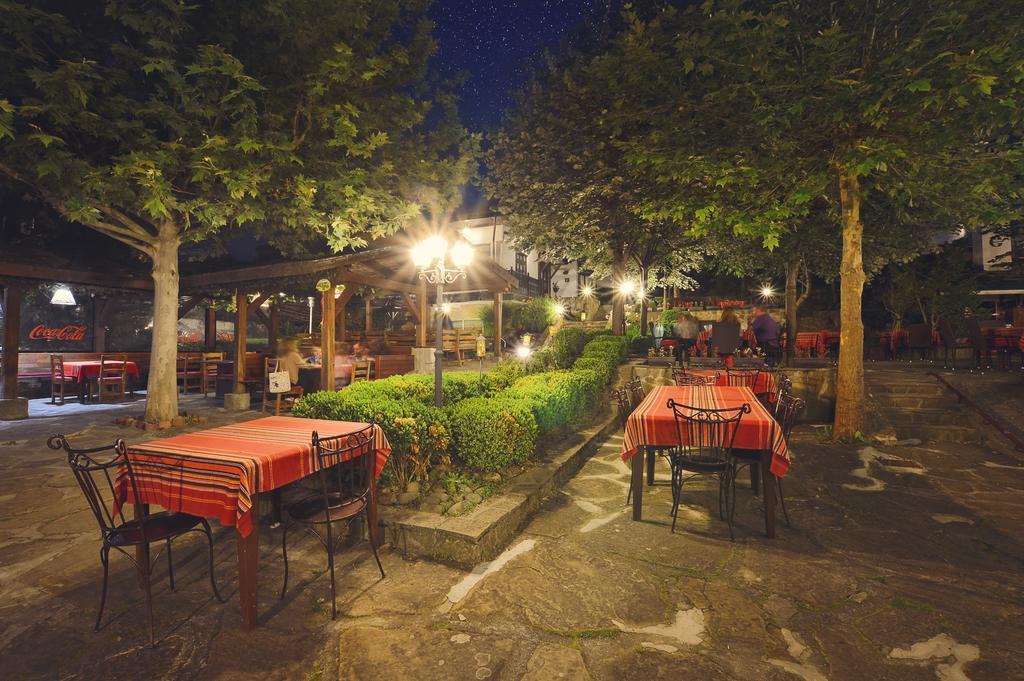 Family Hotel Fenerite Gabrovo Exterior foto